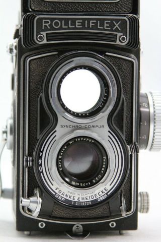 Rollei Rolleiflex T vintage 6x6 camera,  lens Zeiss Tessar 3.  5/75mm,  many extra ' s 9