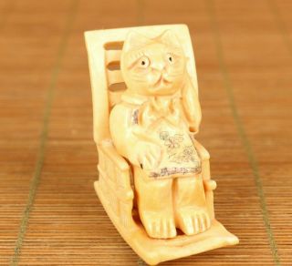 Lovely Old Hand Carving Cat Rocking Chair Statue Figue Netsuke Table Decoration