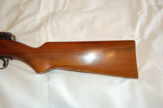 vintage benjamin 312 rifle,  rebult,  holds air,  shoots 475fps /4 pumps,  wood 6