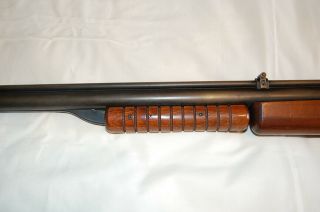 vintage benjamin 312 rifle,  rebult,  holds air,  shoots 475fps /4 pumps,  wood 8