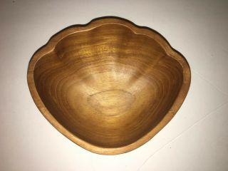 Nautical Wood Bowl Clam Sea Shell Shape Nut Candy Condiment Change Jewelry