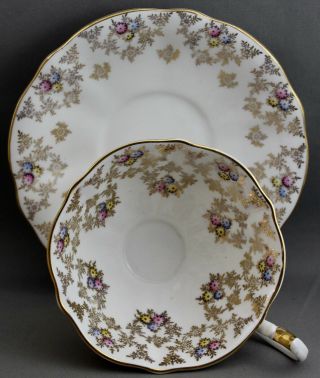 Queen Anne Teacup & Saucer - Gold/petit Flowers M323