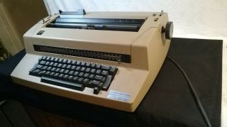 Vintage IBM Correcting SELECTRIC III 3 Electric Typewriter 3