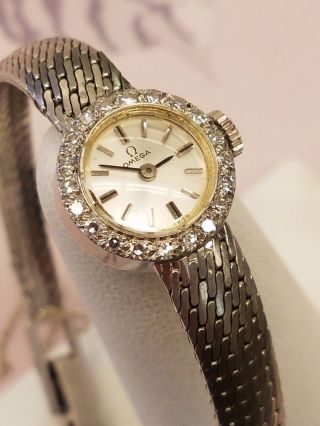 Authentic Omega Solid 14k White Gold Women Diamond Watch Rare 17 Jewel Swiss