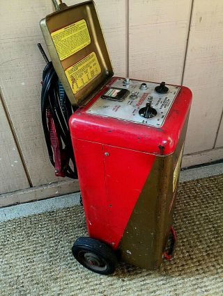 Very Vintage tall Rolling Marquette Redi - Fast 6 - 12 Volt Battery Charger BC 322N 2