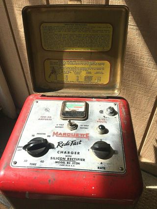 Very Vintage tall Rolling Marquette Redi - Fast 6 - 12 Volt Battery Charger BC 322N 6