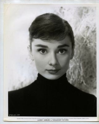 T372 Vintage Movie Actor 8x10 Photo,  Typed Biography Audrey Hepburn Sabrina