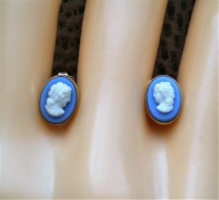 Vintage Wedgwood 14k Yellow Gold Blue White Cameo Pierced Post Earrings