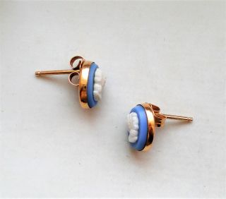 Vintage Wedgwood 14K Yellow Gold Blue White Cameo Pierced Post Earrings 2