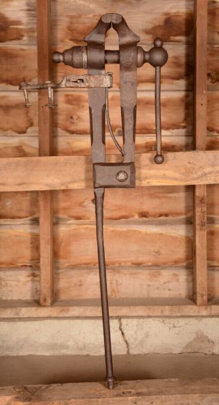 CLEANED Antique Vtg Blacksmith Post Vise Tool 4 