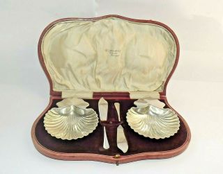 Solid Silver Sterling Butter Shell Dishes & Knifes Cased Sheffield 1915