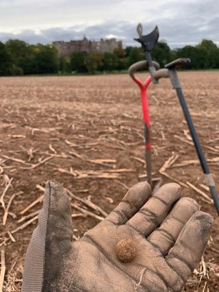 1646 1 x Charles I English Civil War Musket Ball from siege of Raglan Castle 3