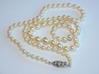 Cultured Pearls Necklace 9ct White Gold Clasp