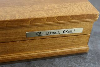 Rare Case Xx 1977 Stag Blue Scroll Set With Wooden Display Nr