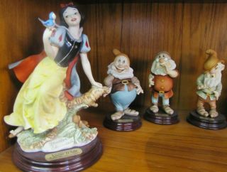 Estate: G.  Armani 209c Disney Snow White (rare Retired) & All 7 Dwarfs