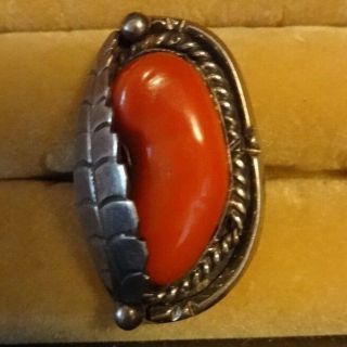 Vintage Navajo Sterling Silver & Red Coral Ring Size 6.  5 Leaf