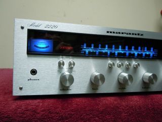 Marantz 2220 Vintage Stereo Receiver (Cleaned and ready to go) 2