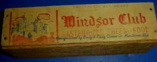 Vtg.  2 Lb.  Windsor Club Wood Cheese Box Showing Castle - Manitowoc,  Wisconsin