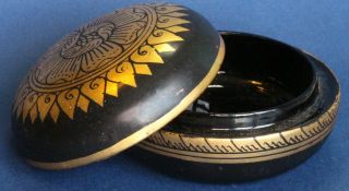 Vintage Chinese Round Black Lacquered Trinket Box Gilt Decor.  7cm [15738]