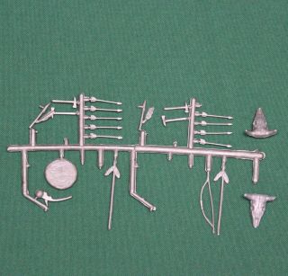 Vintage 1950’s/60’s Marx Western Play Set Indian Small Accessories Sprue