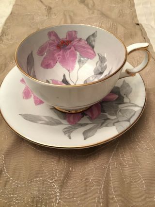 Vtg Windsor Bone China Purple Delphinium Flower Tea Cup And Saucer Raised Inside