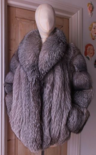 Unworn 28 " Long Real Fur Natural Silver Crystal Fox Jacket Uk Sz 12 To 14.