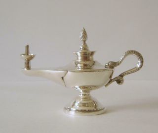 Indian Colonial Sterling Silver Aladdin ' s Lamp Table Cigarette Lighter 134 Grams 3