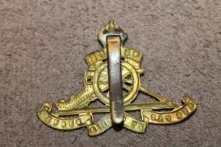 WW2 British Army Artillery Metal Hat Badge w/Prong & Moving Wheel 3
