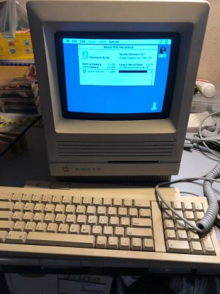 Vintage Macintosh Se/30 M5119 Computer Keyboard M0487 & Mouse A9m0331