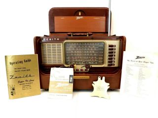 Vintage Near Old Zenith Antique Leather Transoceanic Radio,