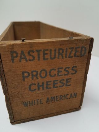 Vintage Fairmont’s 5 pound Pastuerized Wood Cheese Box 4