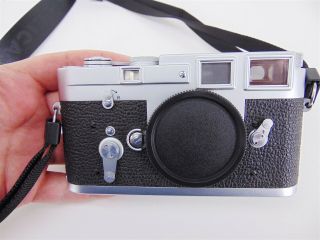 Vintage Leica M3 35mm Rangefinder Film Camera Body Only No.  985020 11