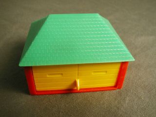 Vintage Wyandotte Plastic Garage - Door Opens - Made In Usa - Red And Green