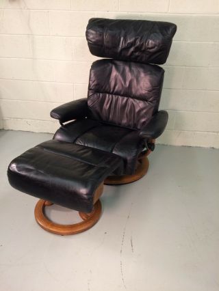 Ekornes Vintage Stressless Black Leather Recliner & Ottoman Wood base Large 2