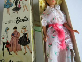 VINTAGE BLOND PONYTAIL SWIRL BARBIE DOLL FROM EARLY 1960 ' S, 3