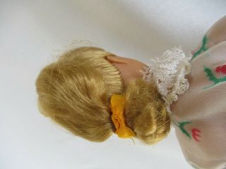 VINTAGE BLOND PONYTAIL SWIRL BARBIE DOLL FROM EARLY 1960 ' S, 7