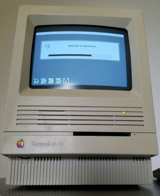 Macintosh SE/30 (Vintage Apple Computer) Beautifully Restored 11