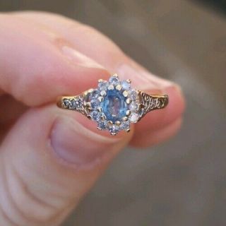 Vintage 18ct Yellow Gold Ring Aqua Sapphire Engagement