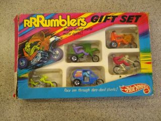Hot Wheels Redline Rrrumblers Gift Set With 5 Riders And Bikes Very Rare