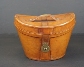 Stunning Vintage Leather Bucket Hatbox 2