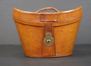 Stunning Vintage Leather Bucket Hatbox 3