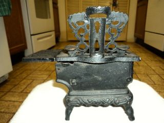 Vintage Cast Iron Miniature Wood Burning Stove by Crescent w/. 4
