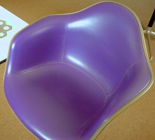 herman miller eames RARE LIMITED PROD 1971 - 72 purple ROCKER arm shell chair 2of2 5