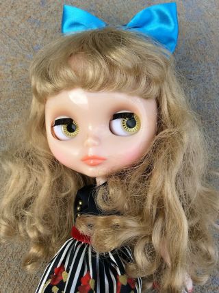 Very Rare Margo Unique Neo Blythe Doll,  Comes With Stock And Box,  Cwc Exclusisve