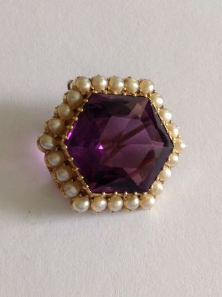 Fine Victorian 15ct Gold Natural Amethyst & Seed Pearl Set Hexagonal Brooch