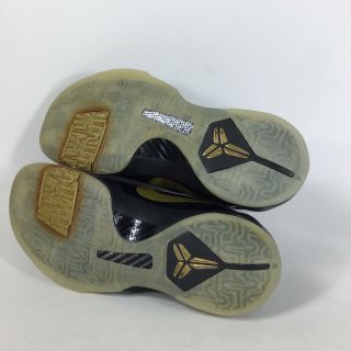2010 Rare SAMPLE Nike Zoom Kobe 5,  Gold/Black,  Size 9,  SHOES - 410 7