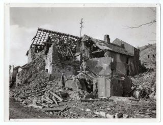 Ww2 Gis Inspect German Concrete Bunker In House Siegfried Line Wallendorf Photo