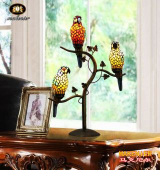 Makenier Vintage Tiffany Style Stained Glass 3 - Light Parrot Table Lamp
