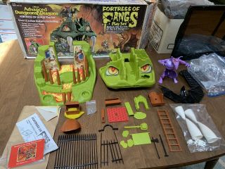 Vintage 1983 Dungeons And Dragons Fortress Of Fangs 100 Complete Ljn D&d