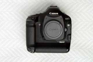 15k Clicks.  Rare IMMACULATE Canon 1D Mark IV with. 2